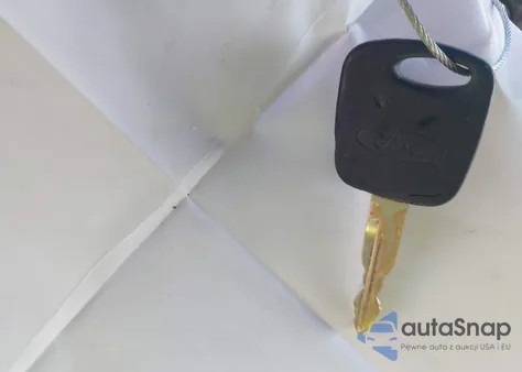 2001 Ford F-150 Lariat/Xl/Xlt from USA, damaged, VIN 1FTRX18L11NB59248